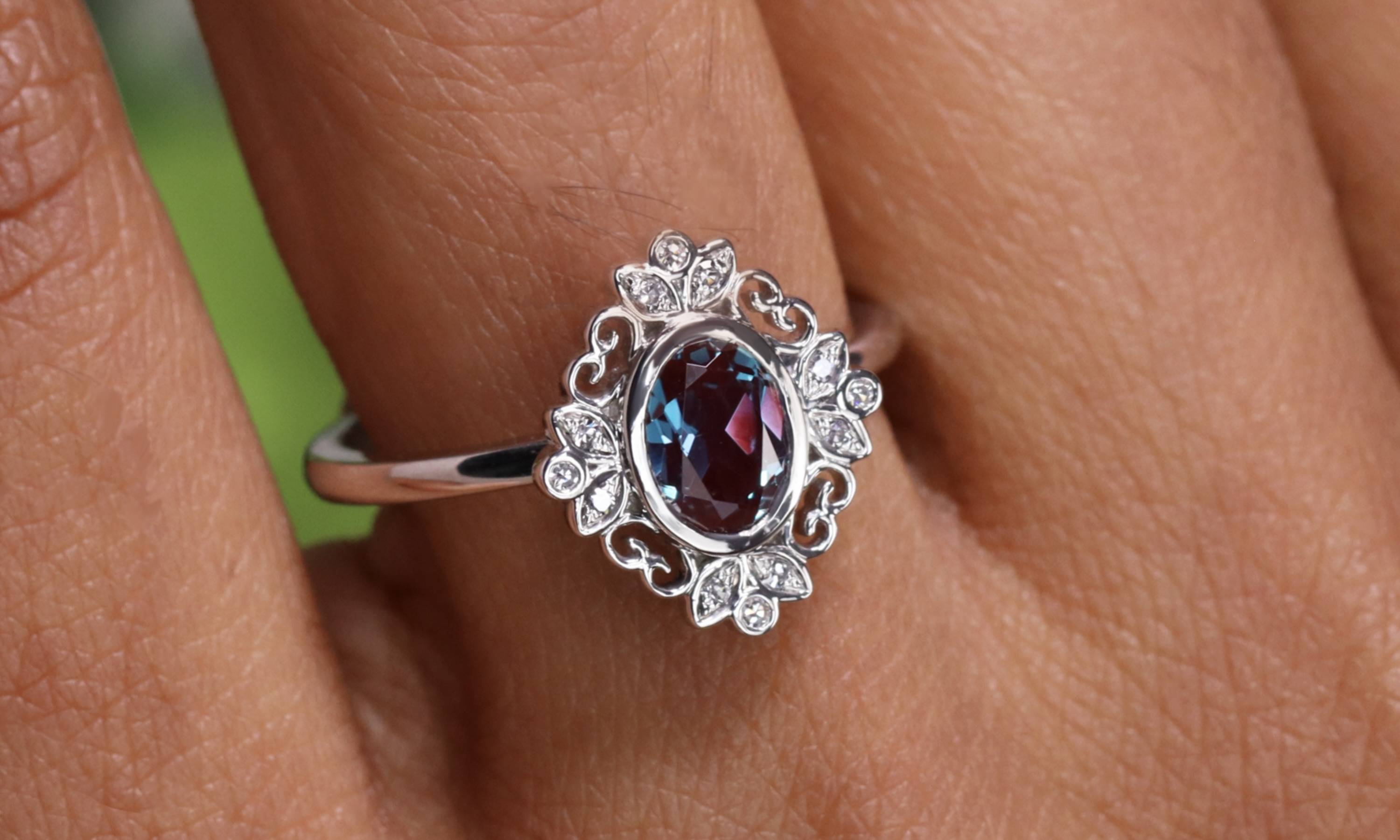 Alexandrite and garnet ring online